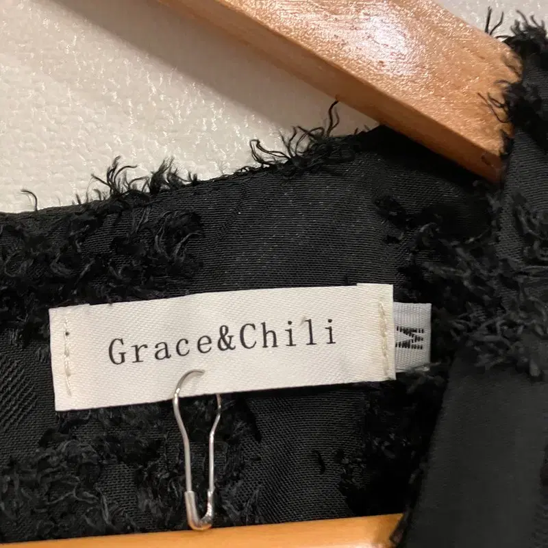 GRACE&CHILI 블랙 플라워 원피스 | Women M