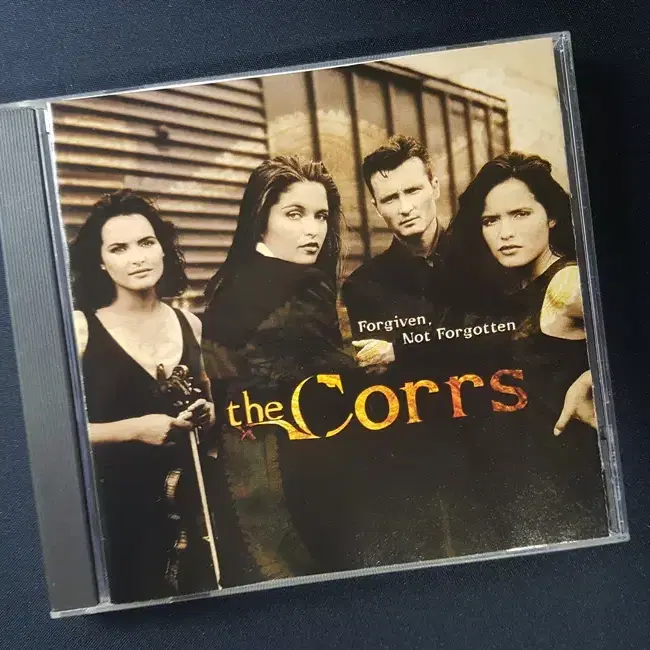 The Corrs - Forgiven Not Forgotten 씨디