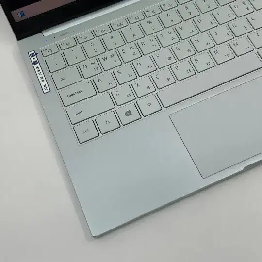 삼성 갤럭시북 이온 NT930XCJ-K716A i7 13인치 512GB