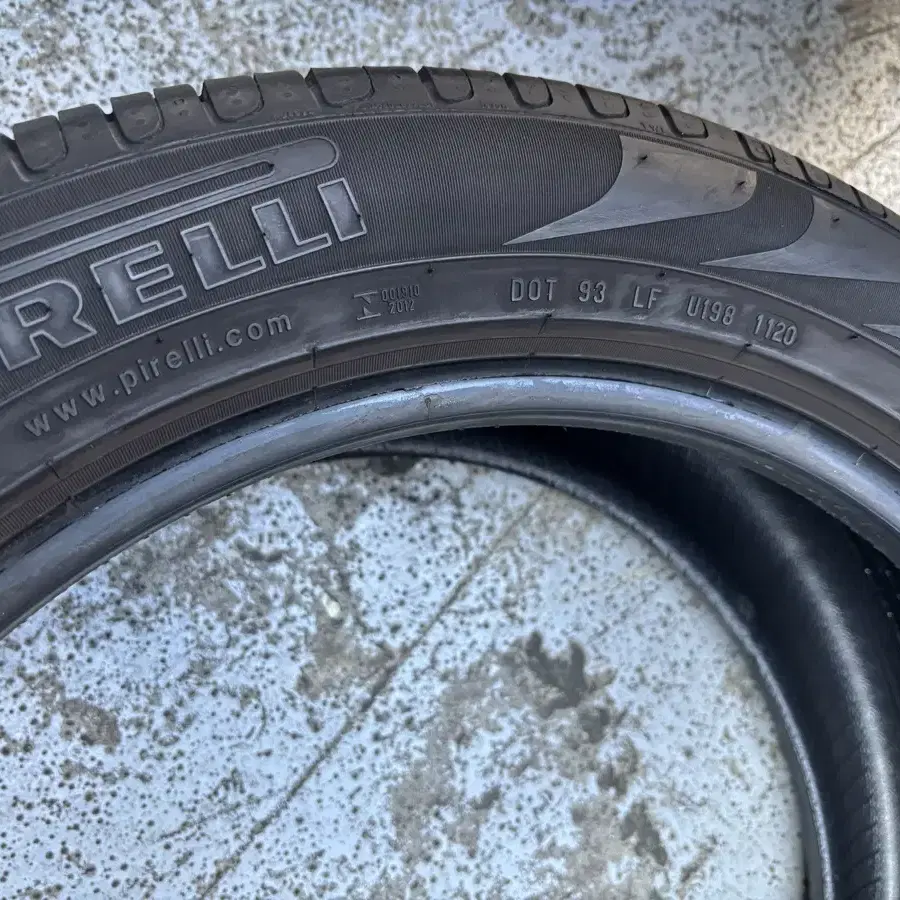 235/50R19 피렐리 스폴피온베르디 1본