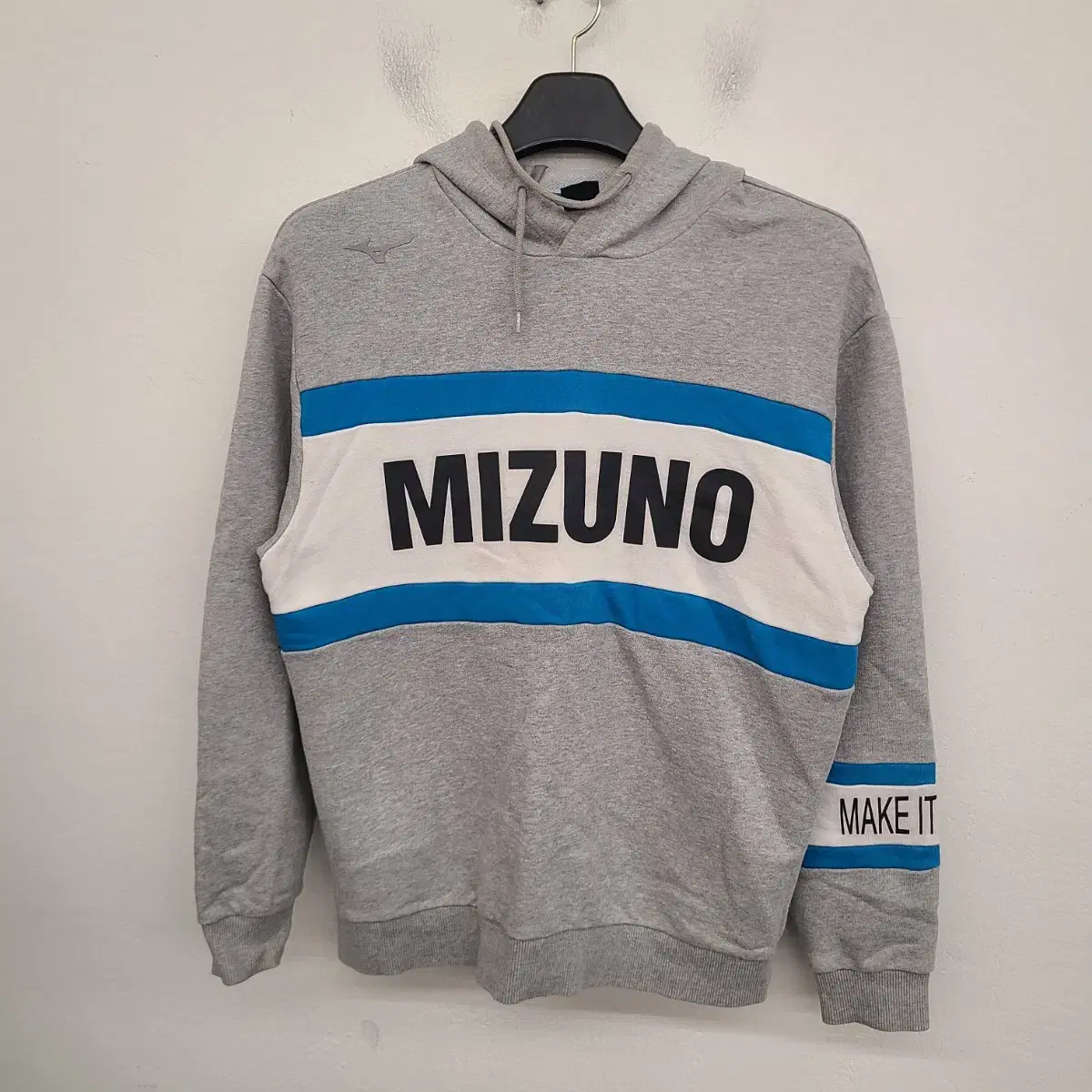 [95/M] Mizuno Printed Hoodie