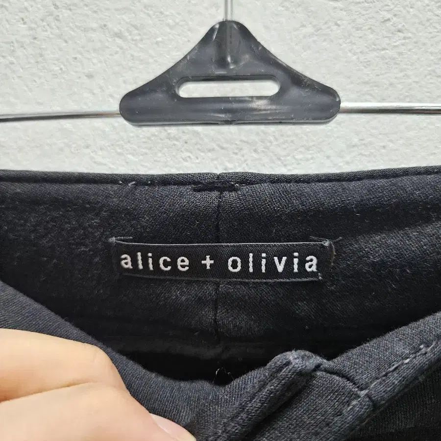 L Alice + Olivia 여성  비스코스 스판 바지