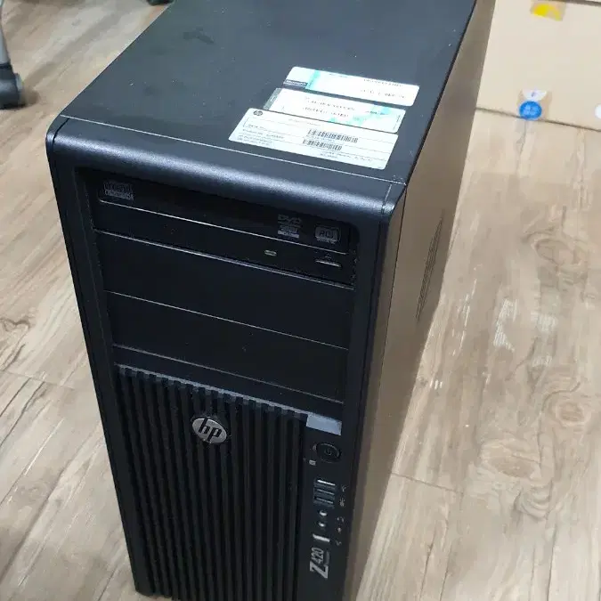 HP Z420 워크스테이션팝니다