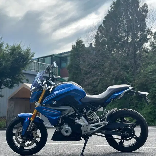 bmw g310r 18년식 2만km 아크라구변완 컨디션 최상 판매합니다.