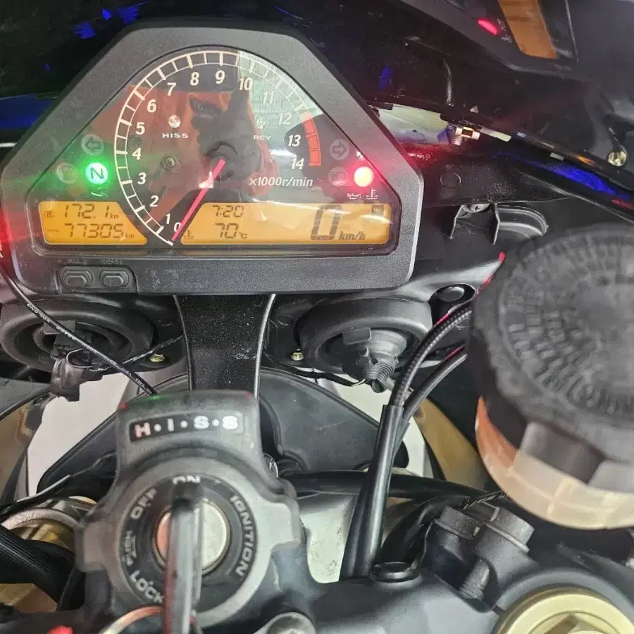 혼다 cbr1000rr 07년식 판매합니다 급하지 않아 가격 다시올립니다