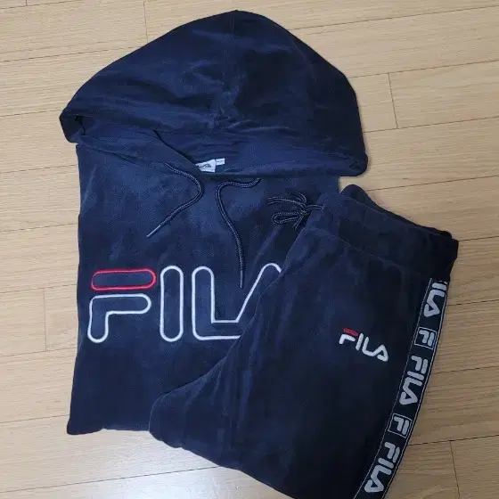 [FILA] 필라 벨벳 트랙 세트