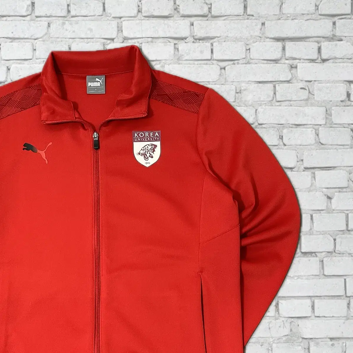 (1356) Puma Rare Tem Korea University Jersey Red L