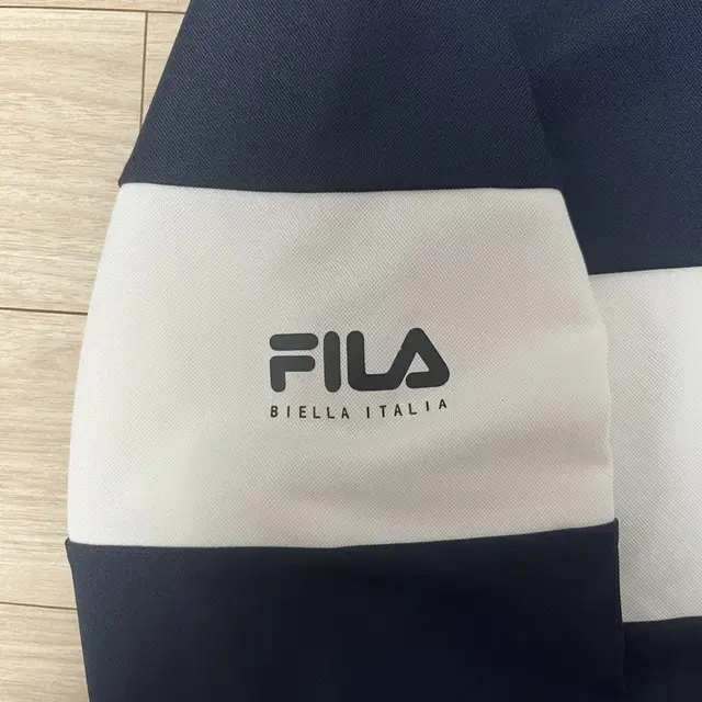 (상태 ㄱh좋음) FILA 휠라 커스텀 크롭 져지