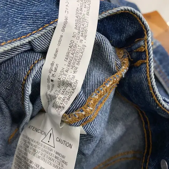 자라 ZARA 워싱데님 청자켓 105 A07153