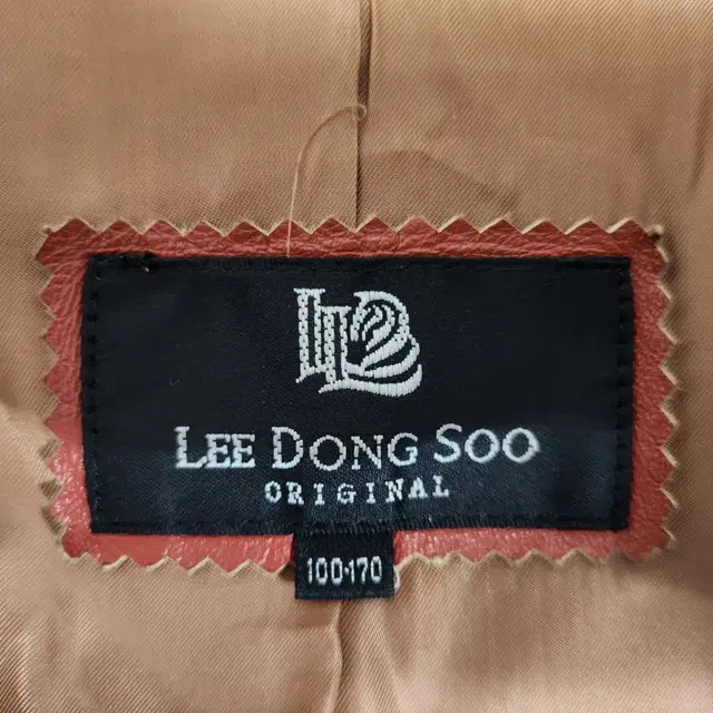 LEEDONGSOO. 이동수.양가죽자켓.사이즈100.여성자켓.88