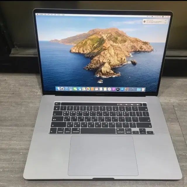 맥북 A2141 i7사양 32GB (2019년식) s급 팝니다