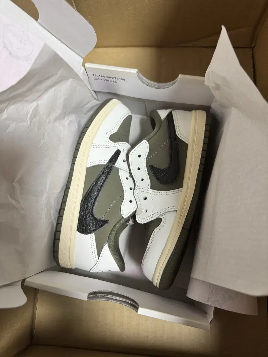 (TD) Jordan 1 x Travis Scott  Low