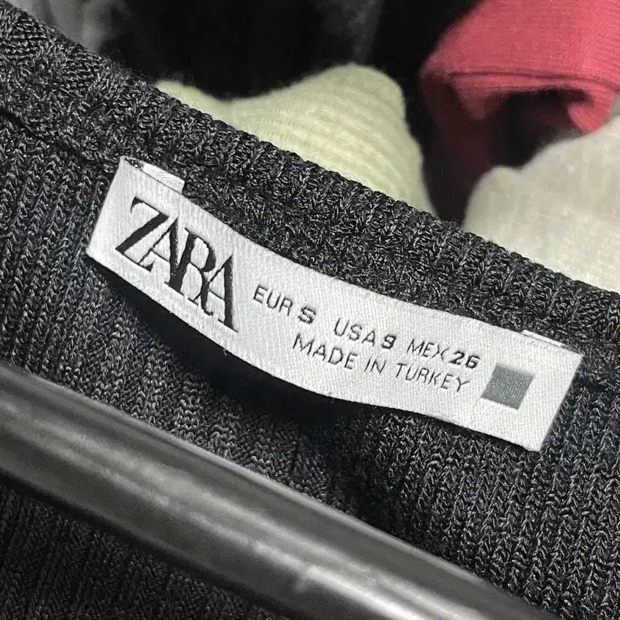 자라 zara 크롭 가디건 크롭티 블랙 s사이즈