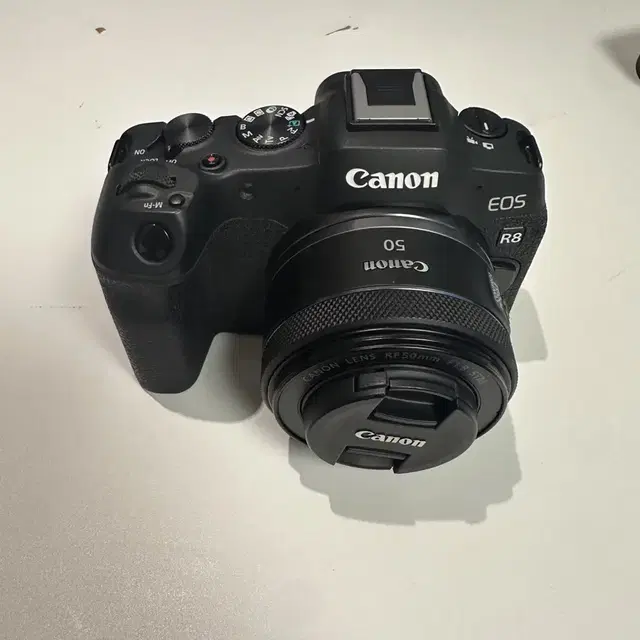 캐논 eos r8 + rf 50 단렌즈 풀박스