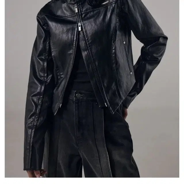 트리밍버드 V-Shape Leather Biker Jacket [ Bla