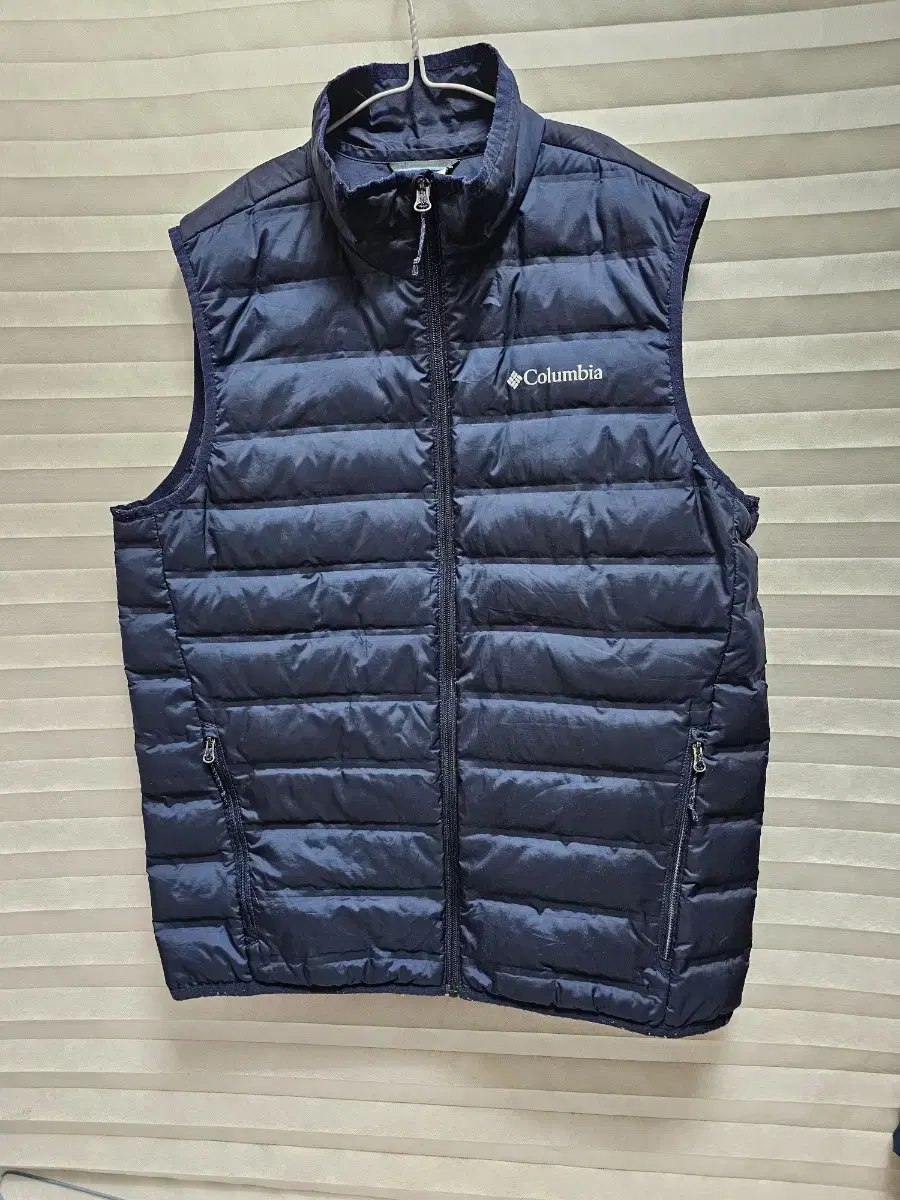 Columbia Men's Lightweight Padded Vest Down Jumper Size 100