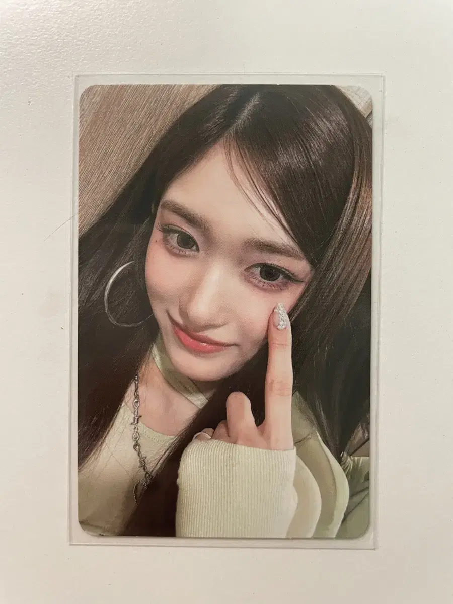 ive leeseo main soundwave taiwan unreleased photocard sells