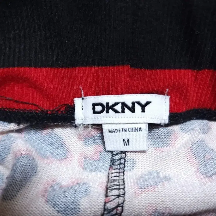 DKNY 레오파드 밴딩팬츠 잠옷바지 여성 M