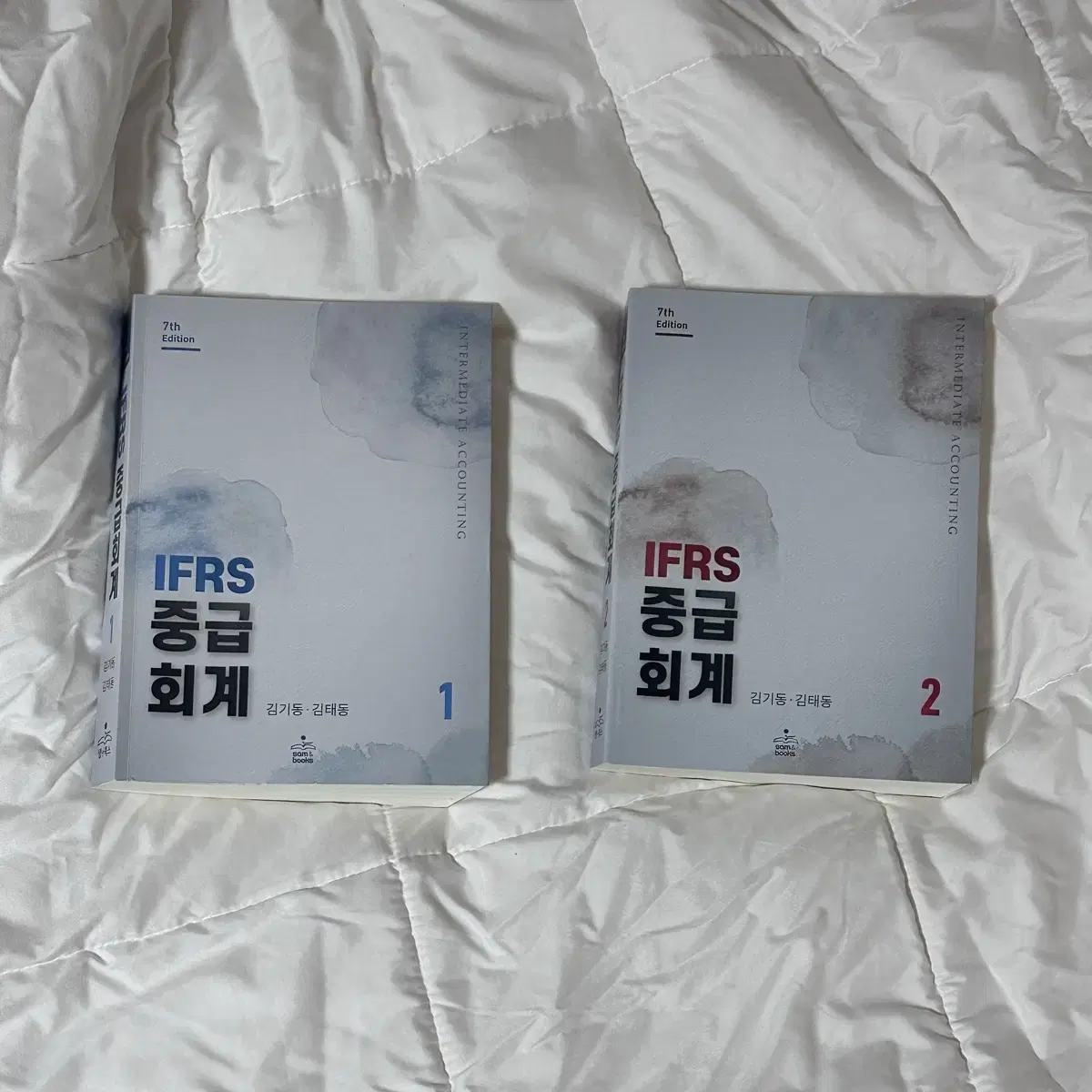 IFRS 중급회계 1 7판 김기동