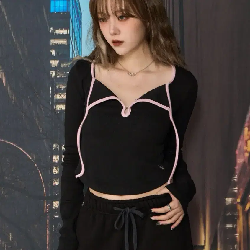 체리퀴리 string hook top - black