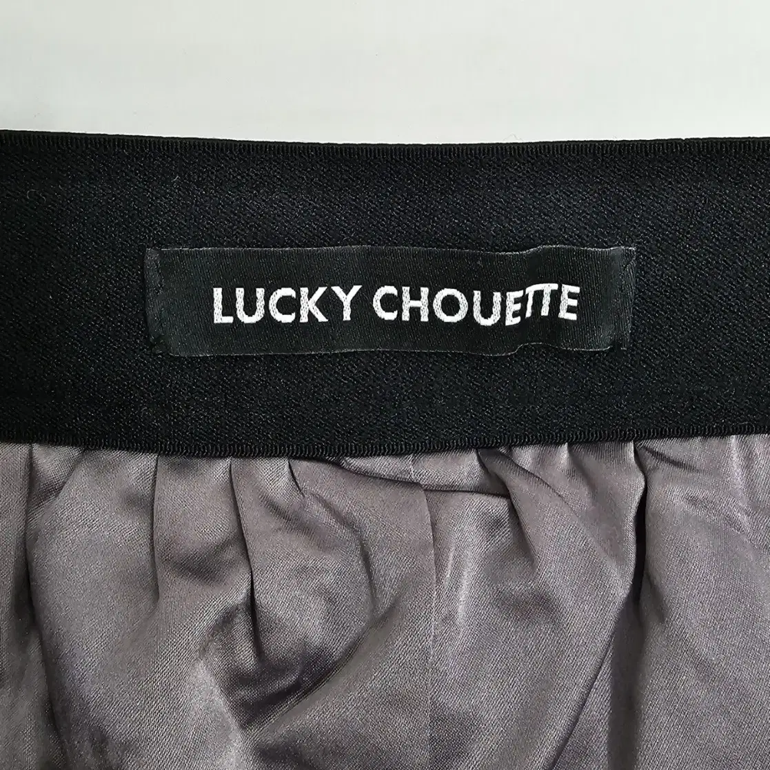 LUCKY CHOUETTE 2020년 럭키슈에뜨 스커트 / 여 38