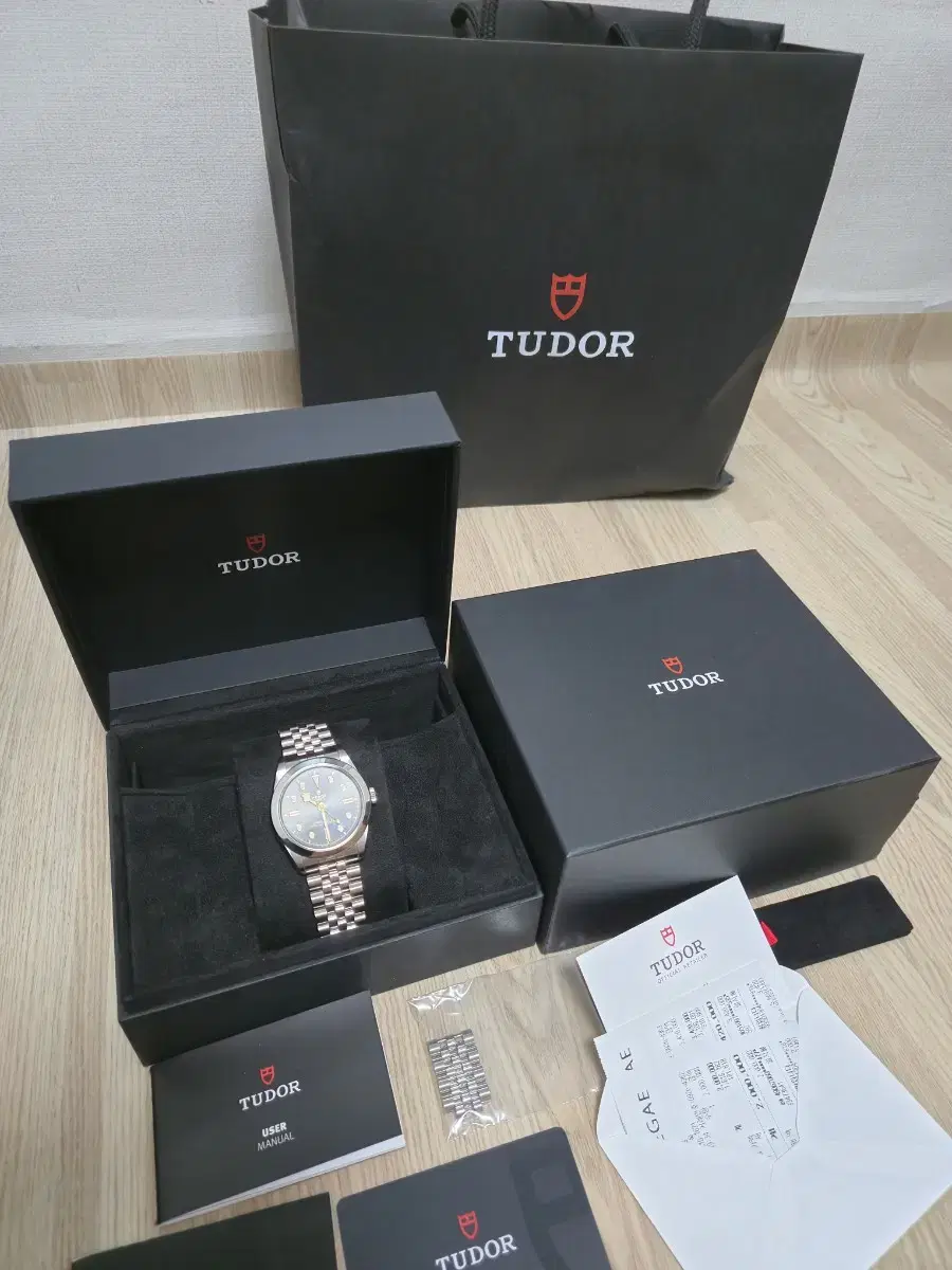 튜더 TUDOR 블랙베이39 39mm 다크그레이 스틸모델