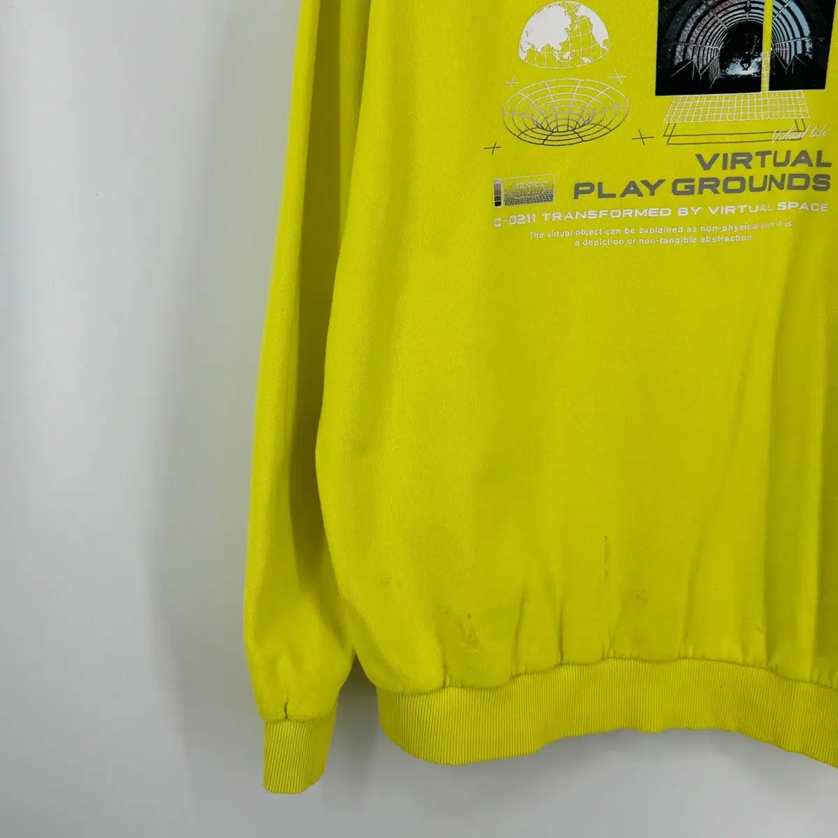 스파오 프린팅 맨투맨 티셔츠 (XL size / YELLOW)