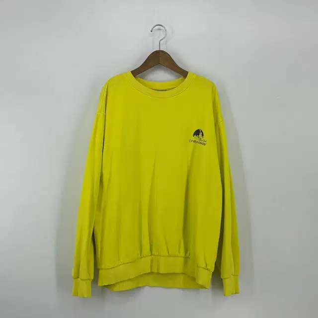 스파오 프린팅 맨투맨 티셔츠 (XL size / YELLOW)