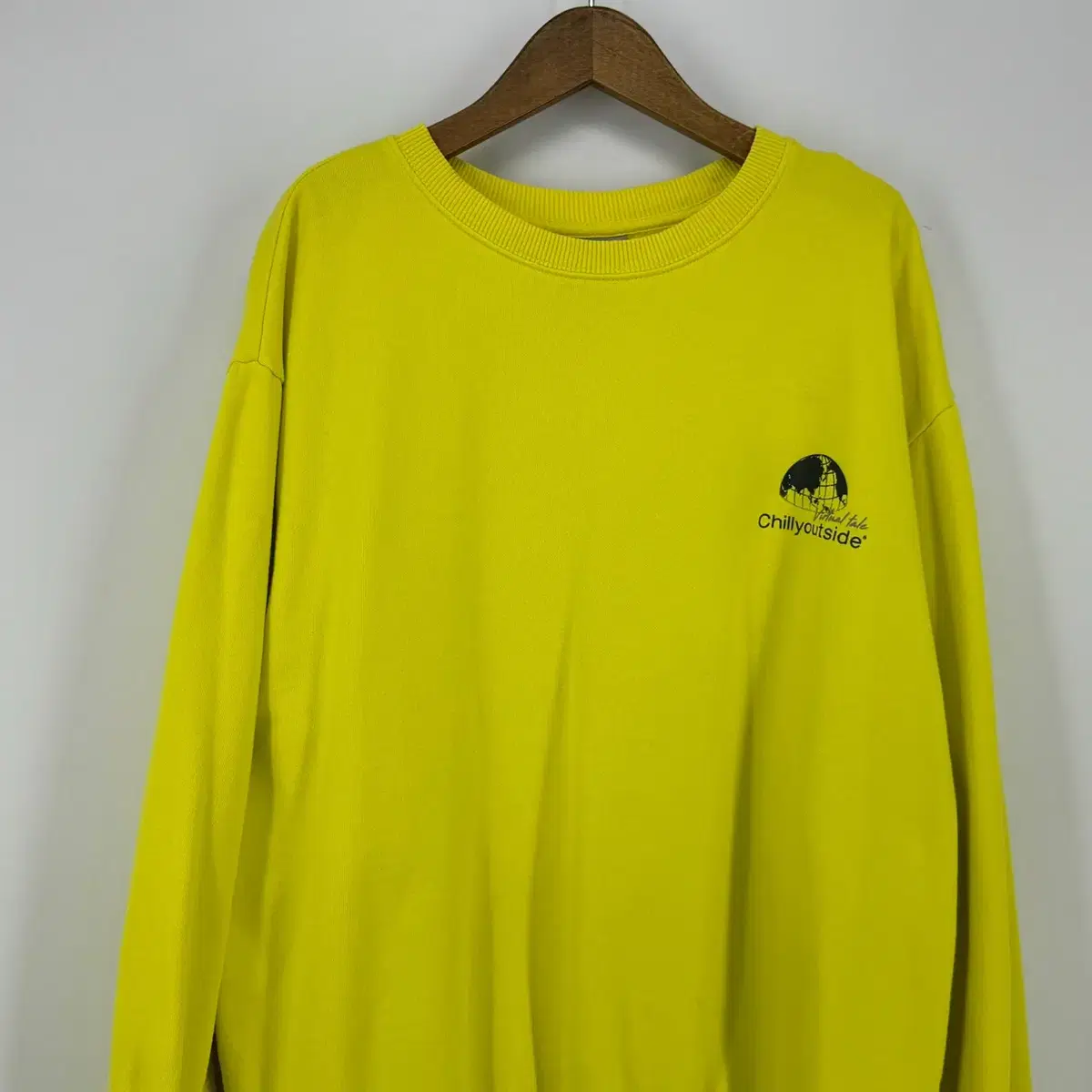 스파오 프린팅 맨투맨 티셔츠 (XL size / YELLOW)