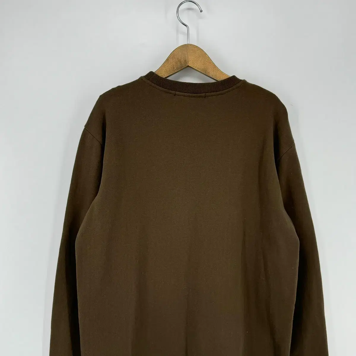 ANDEW 맨투맨 티셔츠 (95 size / BROWN)