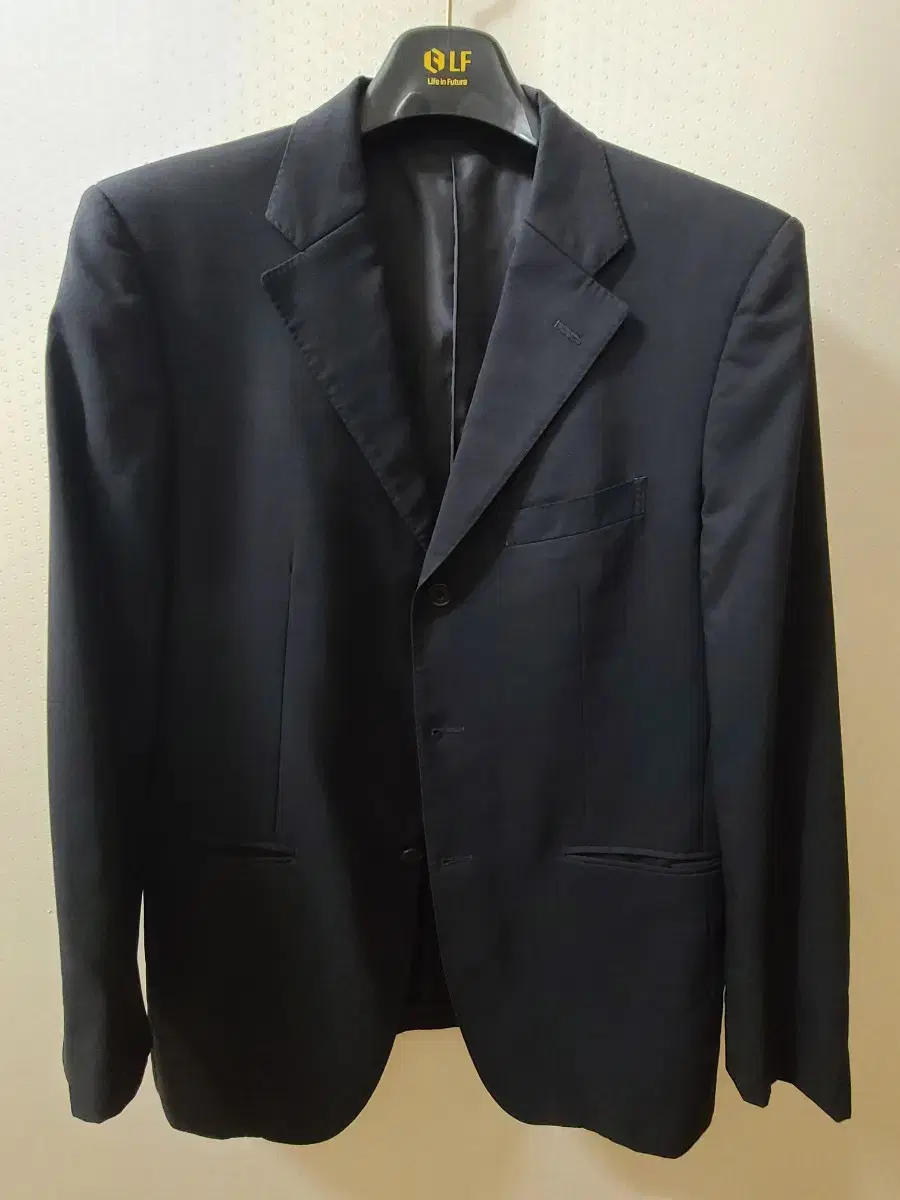 Burberry Black Belly Three-Button Blazer