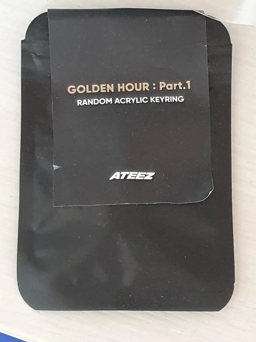 ateez wooyoung GOLDEN HOUR keyring