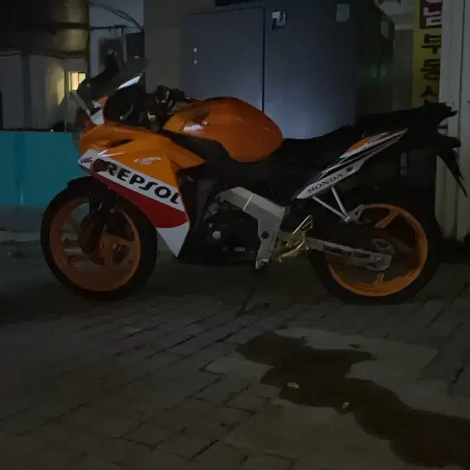 Cbr125 랩솔 15년식 2만