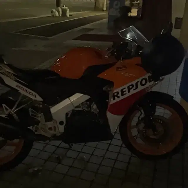 Cbr125 랩솔 15년식 2만