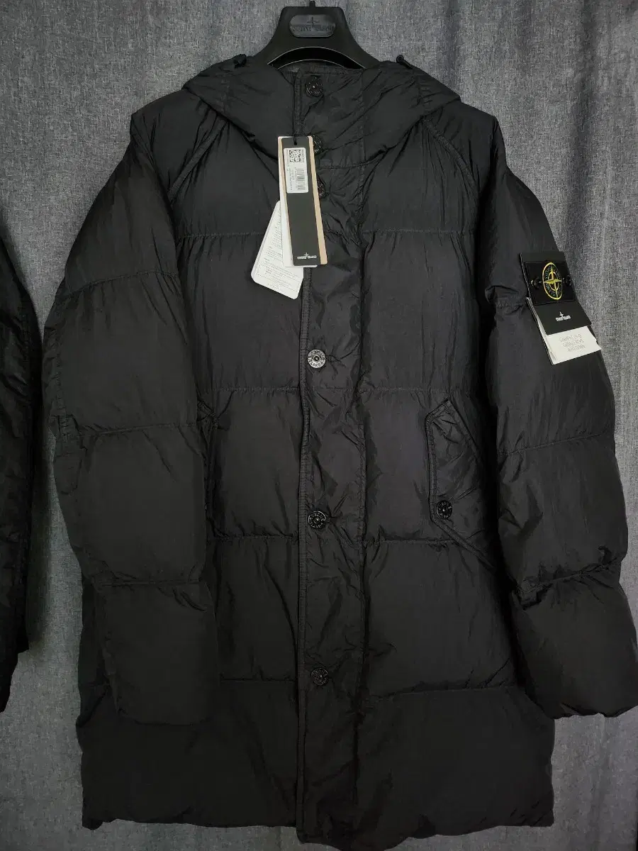 24FW Stone Island Crinkle Wrap Long Padded Black L