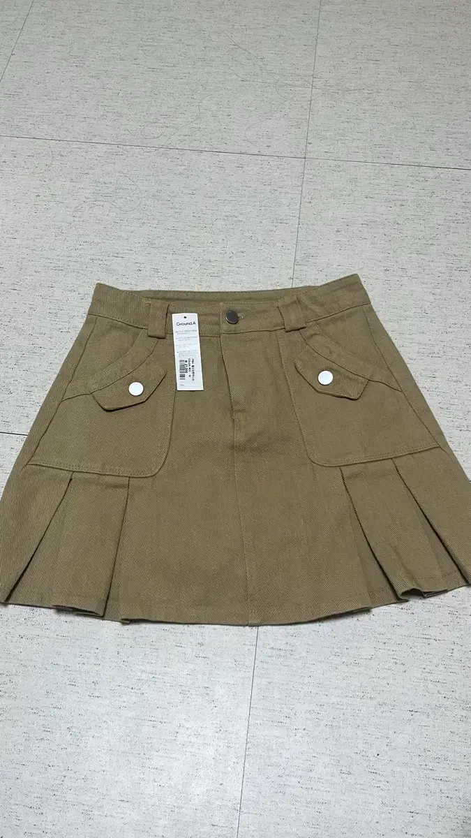 Beige skirt 21000=>15000