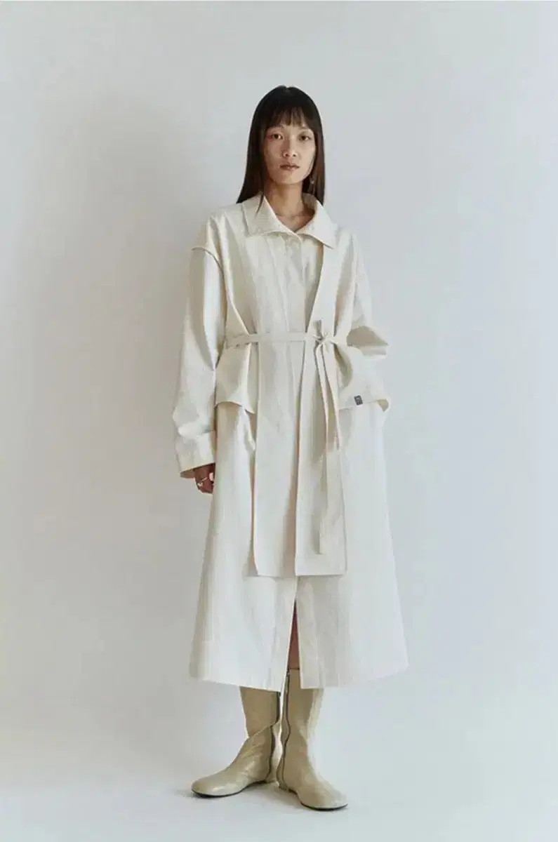 오스더 Osthe trench flap dress cream