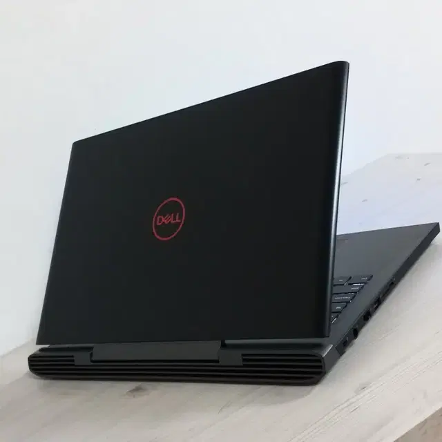 DELL 게이밍 노트북 / 인스피론 15-7577 / GTX 1050