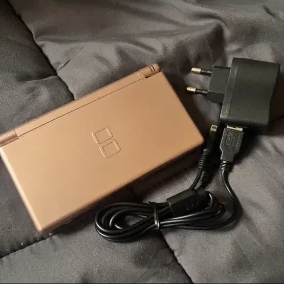 닌텐도 ds lite 로즈골드 핑크 칩 포함 네고가능!