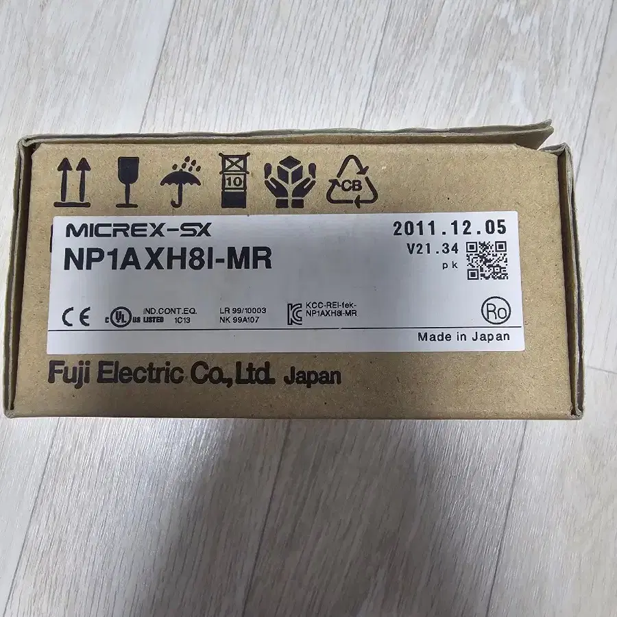 NP1AXH8I-MR PLC