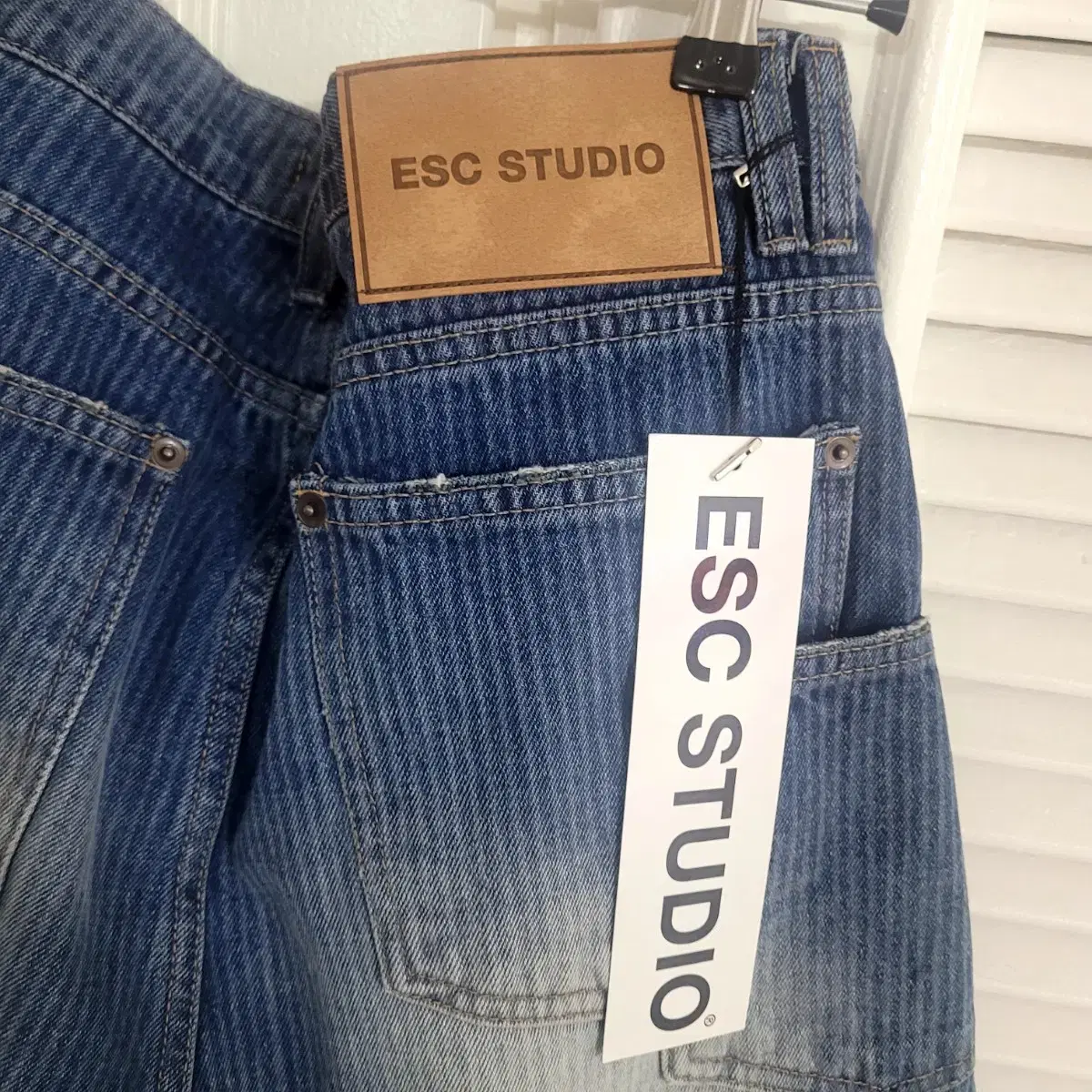 esc studio stripe laser washing denim