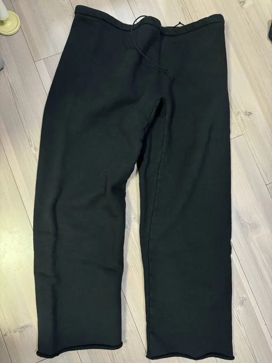 E.JI Gap Vultures Pants Kanye 1