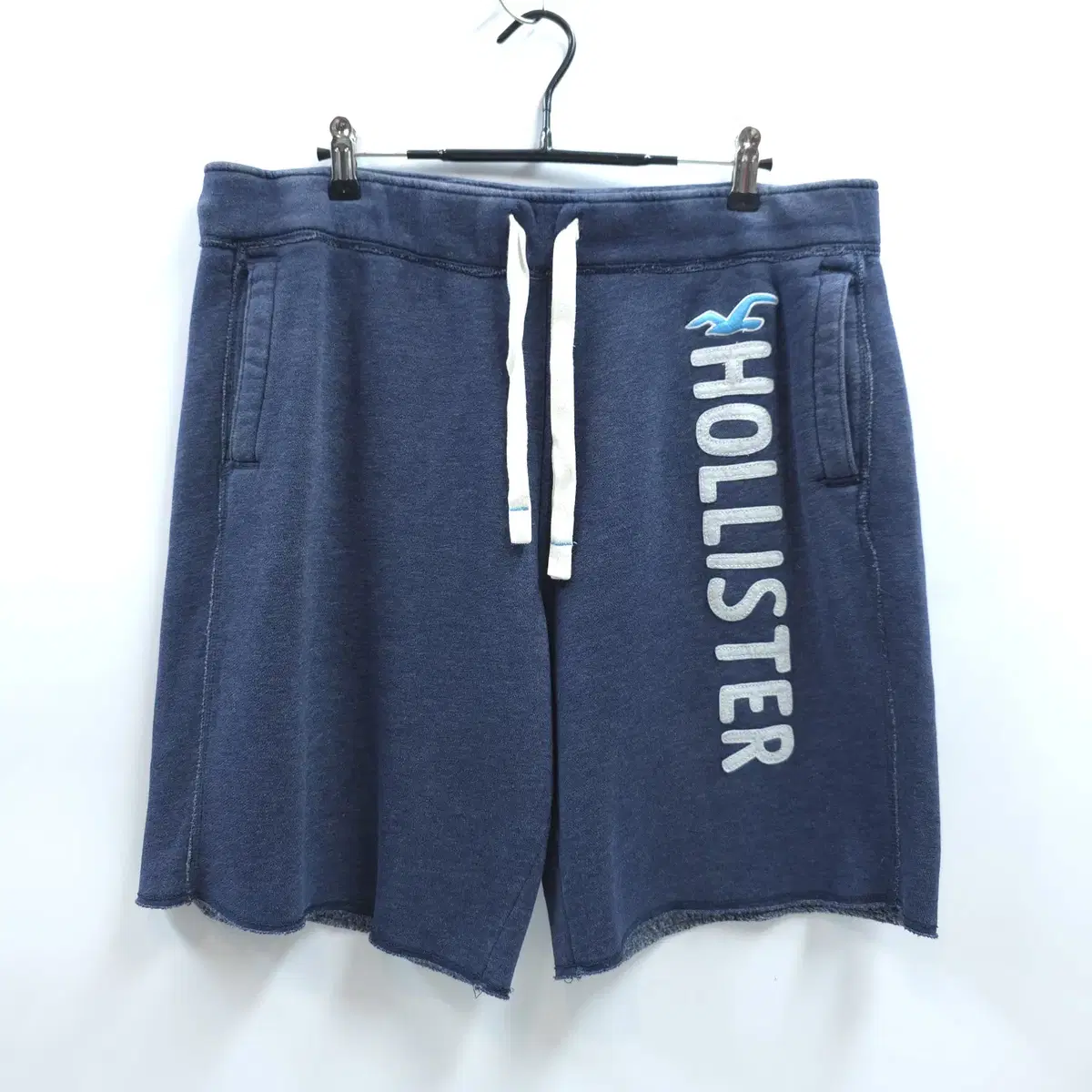 HOLLISTER 홀리스터 로고자수 빈티지 스웨트 플리스 반바지 C188