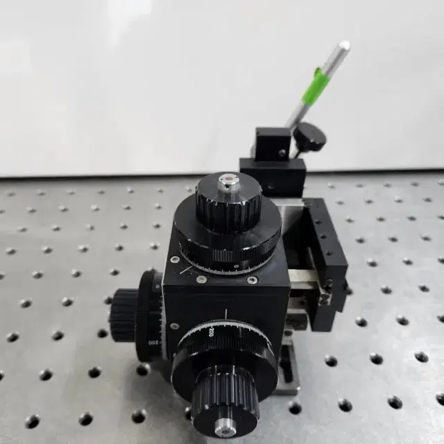 NARISHIGE NMN-21 Micromanipulator