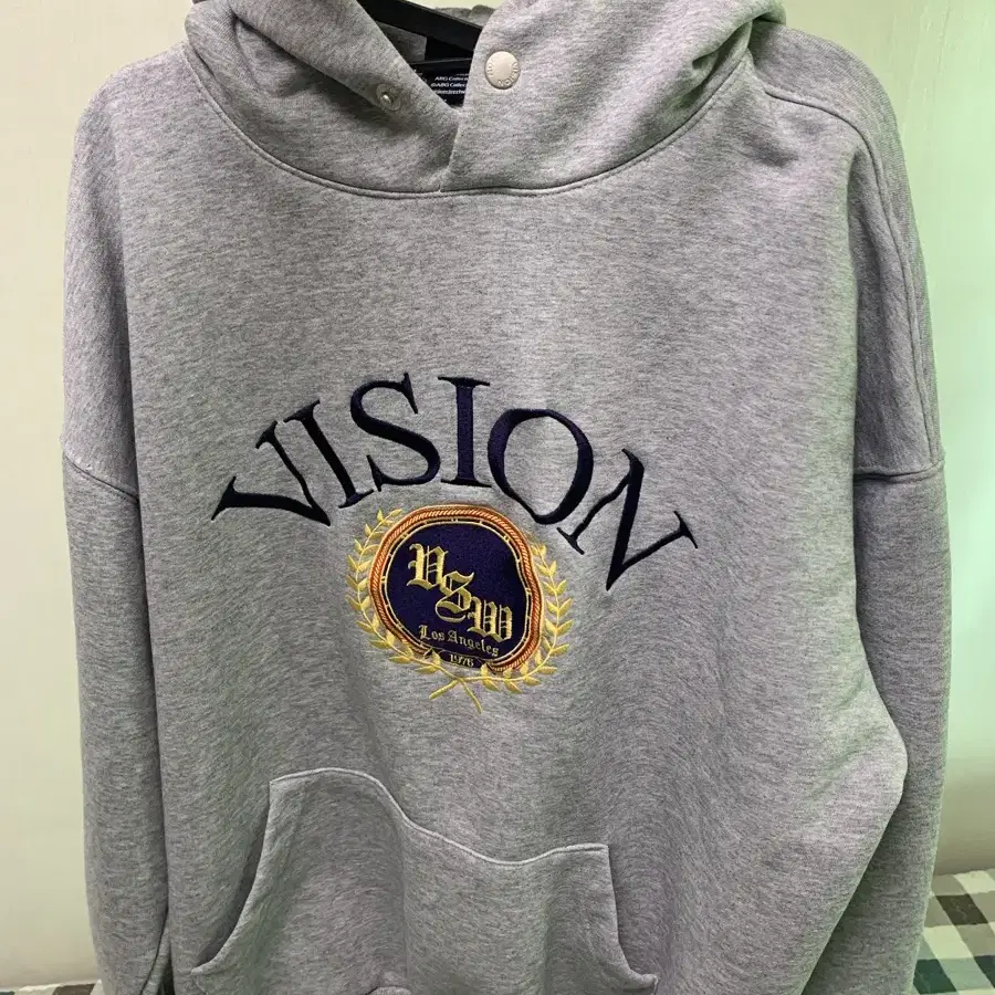 비전스트릿웨어 VSW Big Emblem Hoodie Gray