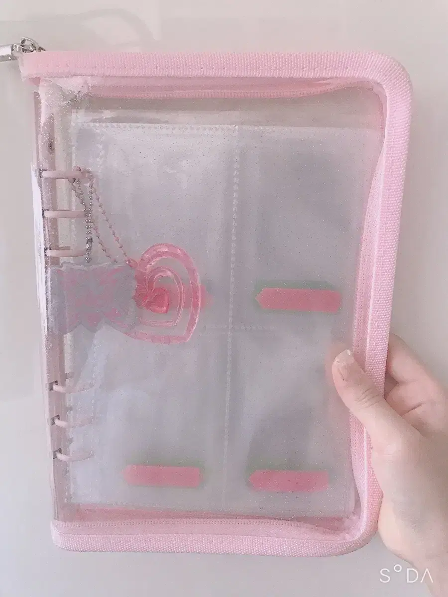 I'm selling my Fromable zipper binder.