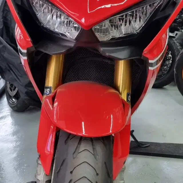 긴급!!cbr1000rr sp 2018 45000km