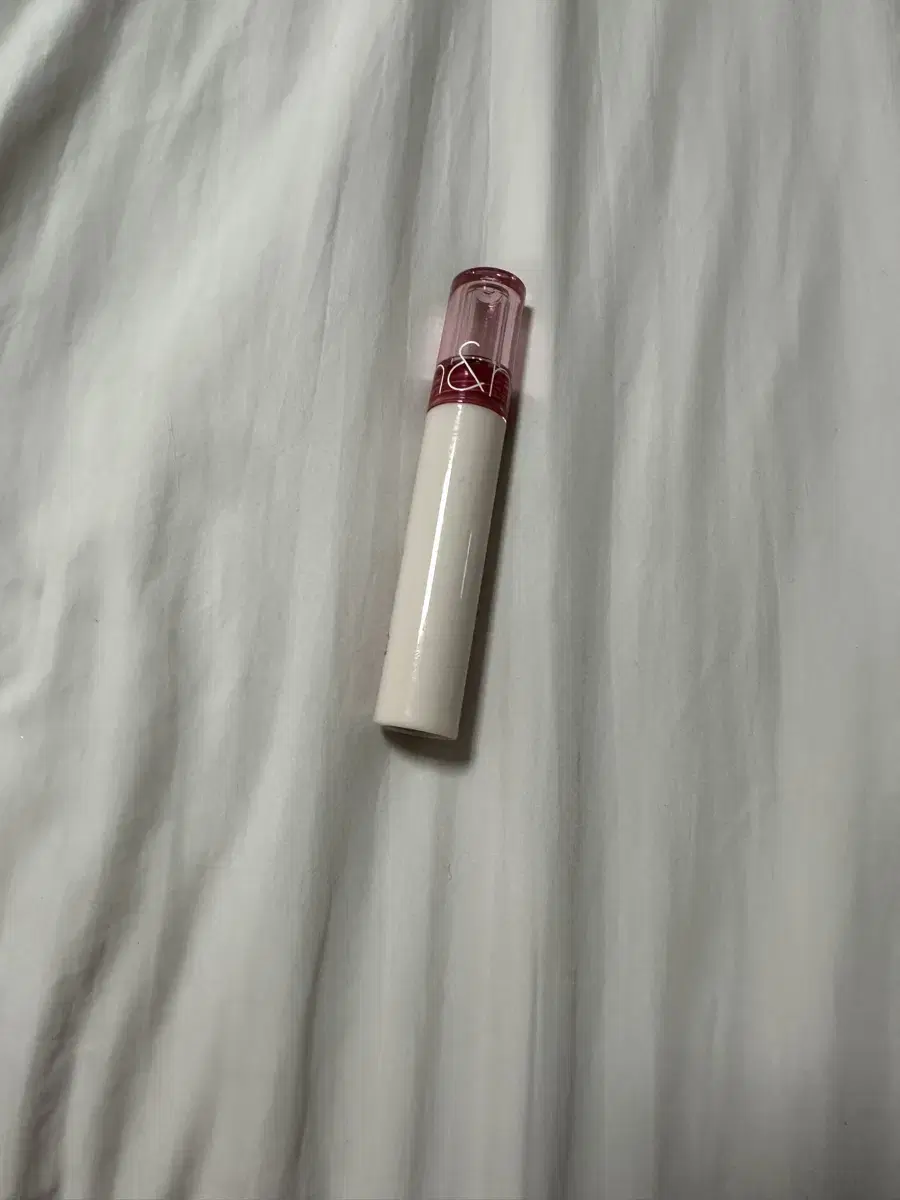 Rom & Glamorous Color Lip Gloss in Cherry Up 08