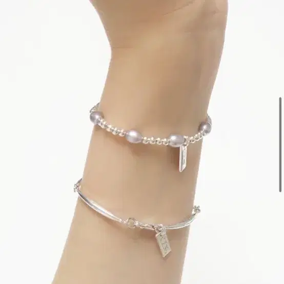 Grey Pearl Cozy Bracelet [코지나잇]