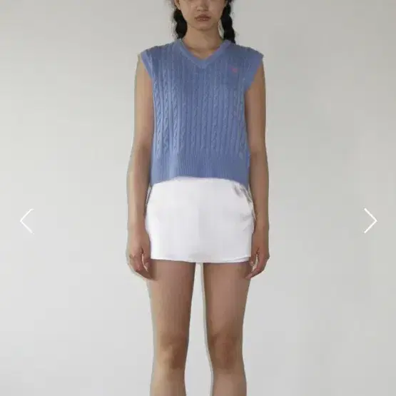 시눈 Fisher Slit Cable Knit Vest (Sky Blue